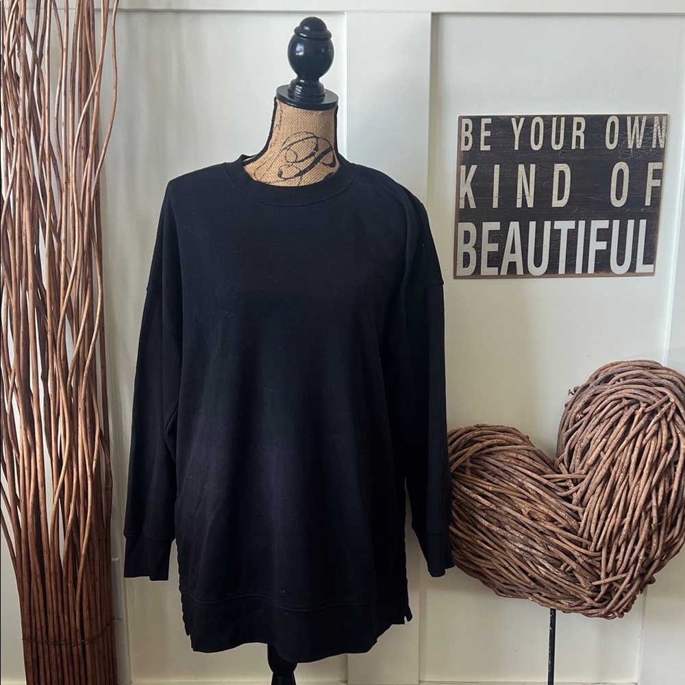 Old Navy Classic Black Women's Sweatshirt